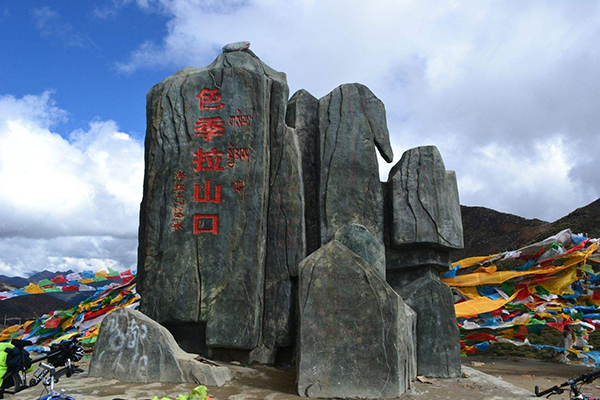 臻品环线，布宫，林芝，巴松措，大峡谷，拉姆拉错，朗县，泽当，羊湖6晚7日游